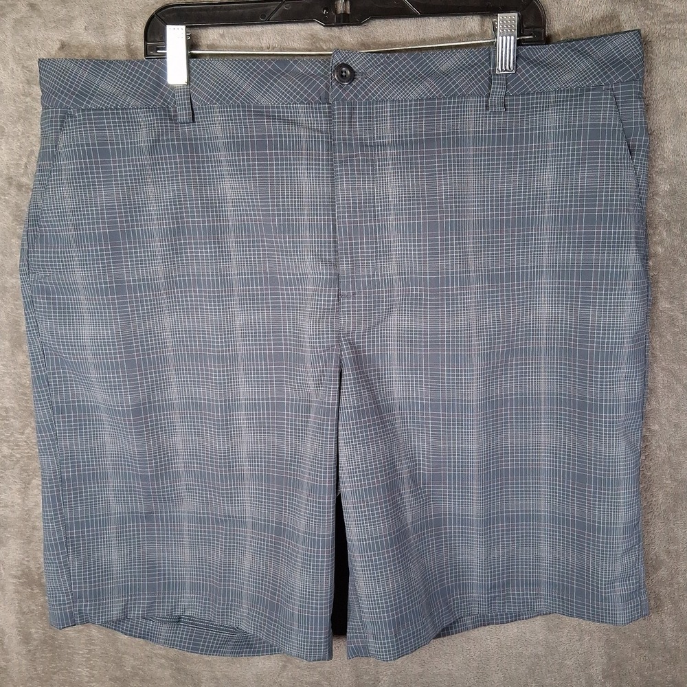 Under Armour Stretch Flat Front Shorts Mens Size 42 Gray Plaid Casual